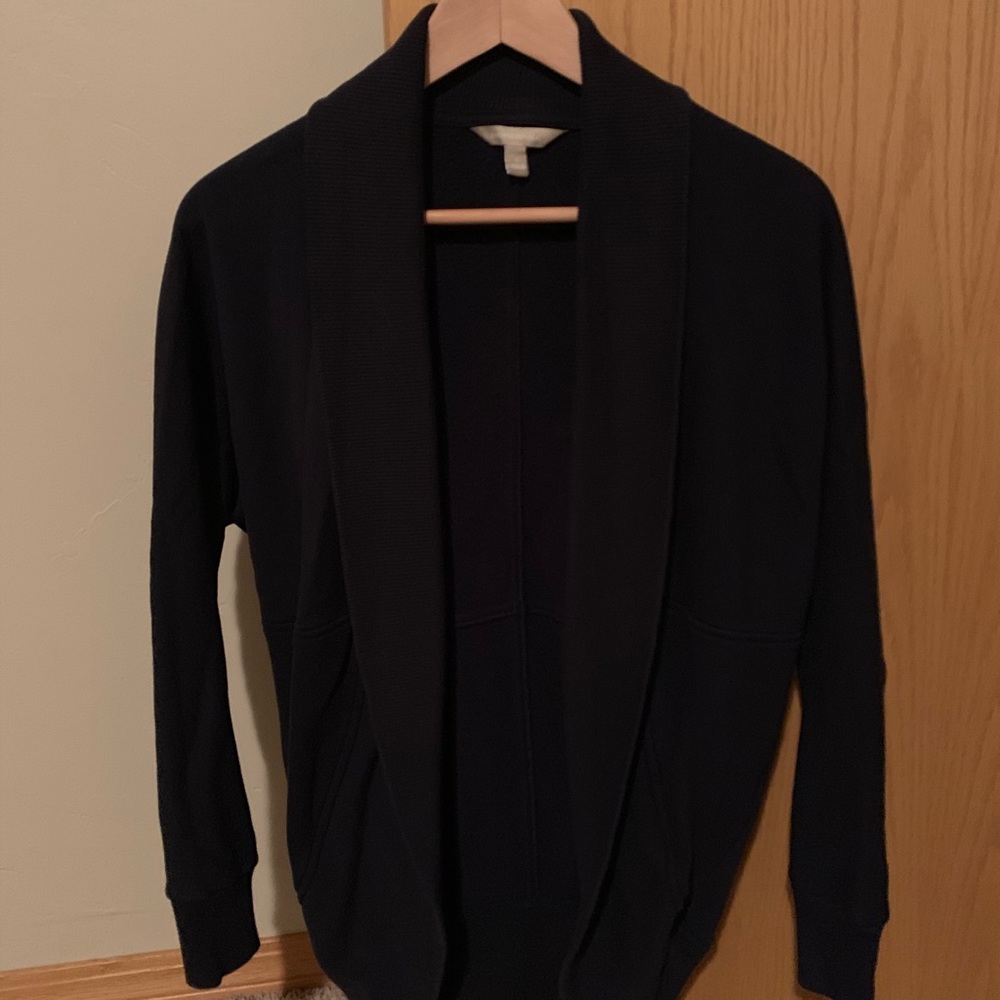 Navy Sweatshirt Cocoon